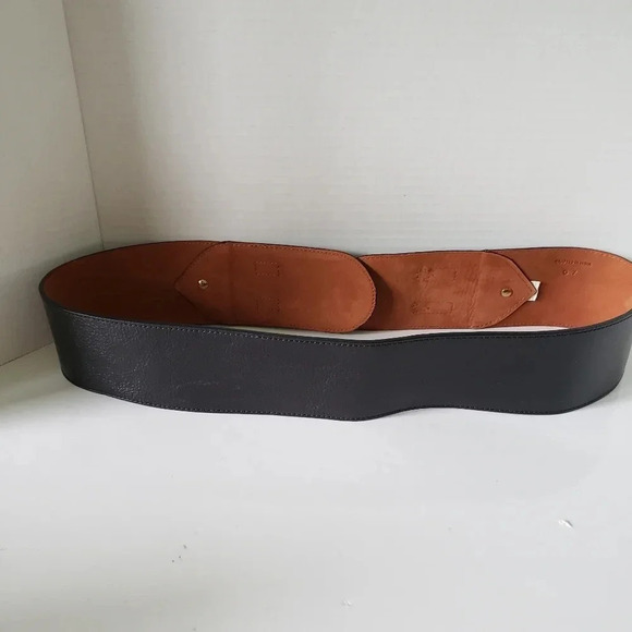Cole Haan Womans Black Leather Wide Dual Buckle Belt,Size L. - Picture 4 of 6
